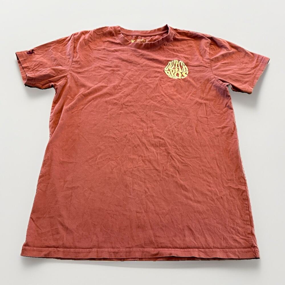Dutch Bros Coffee Unisex Dirt Red Embroidered Gold Logo Short Sleeve T-Shirt L